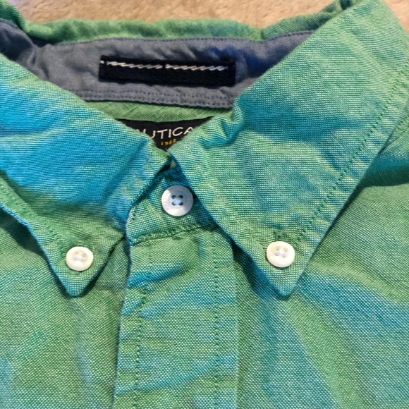 Nautica button down - Picture 4 of 4
